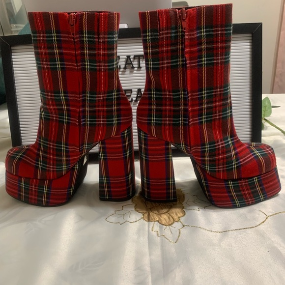 NWT Jeffery Campbell Platform Boots in Red Tartan - Picture 8 of 11